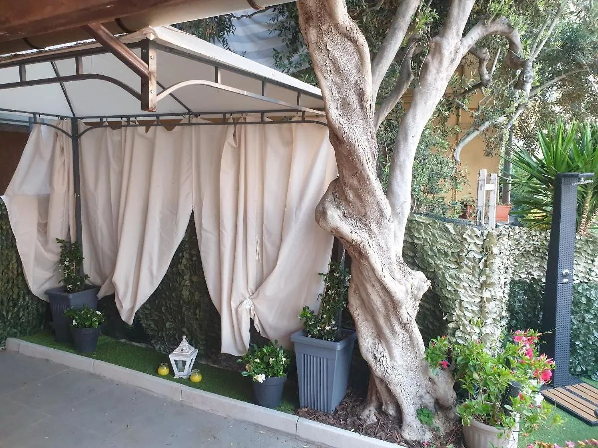 Seahorseroom Finale Ligure Couette-café